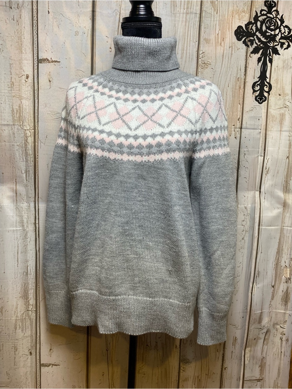 Tommy Hilfiger Gray Turtleneck Sweater with Pink Fair Isle Yoke Sz-M
